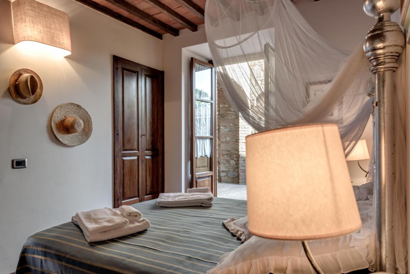 I Melograni Del Chianti Villa Poggibonsi Exterior photo